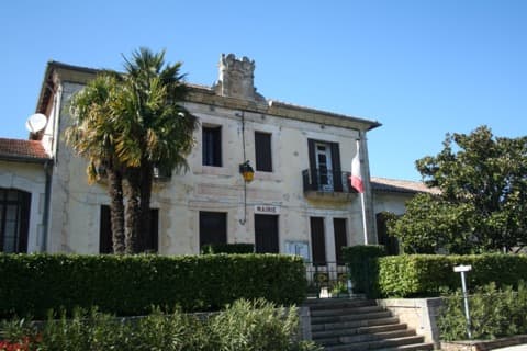 Antiquaire-Brocanteur Saint-Étienne-d'Albagnan